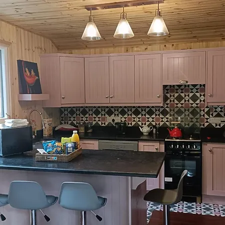 בקתה Stream-side With Private Sauna Option Ballyduff (Waterford)